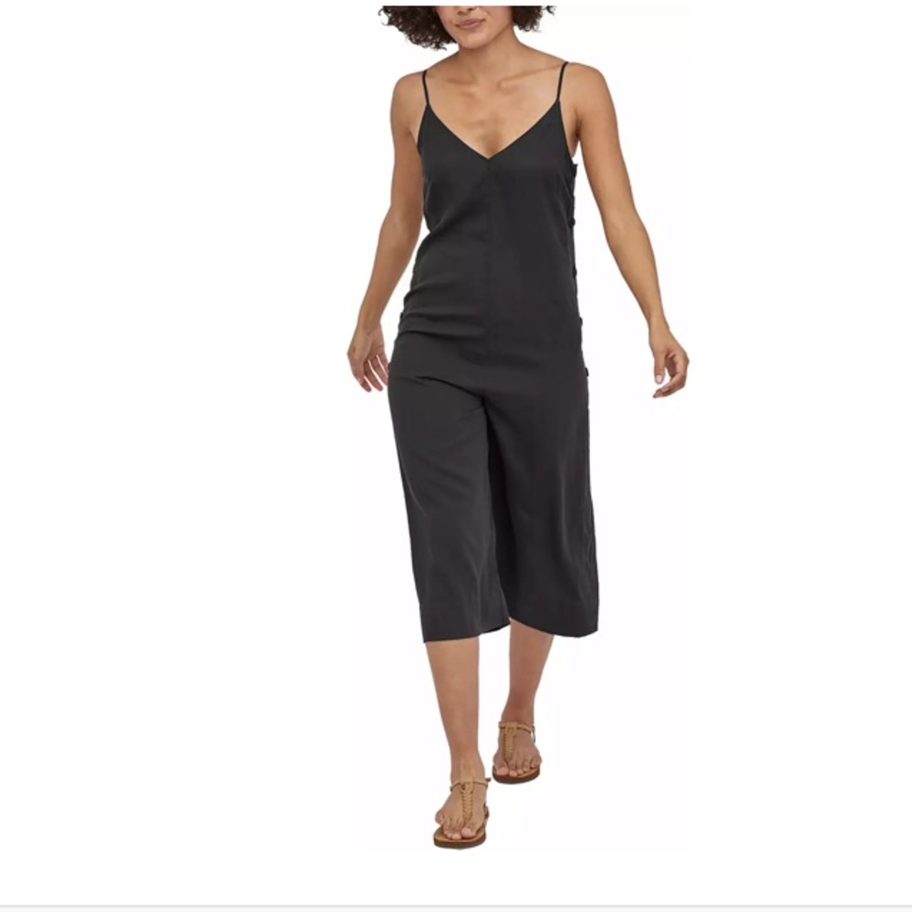 woman’s patagonia june lake jumpsuit